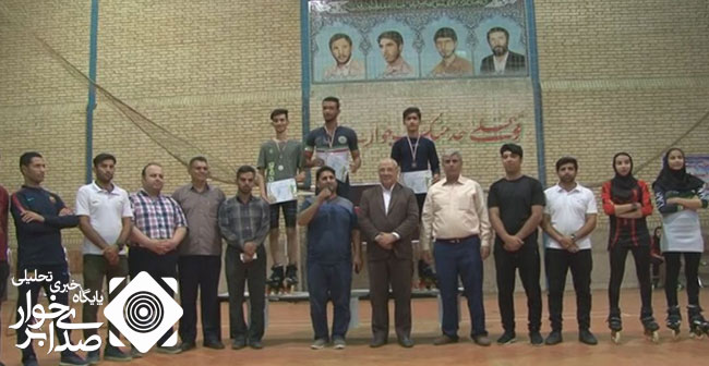 مسابقات اسکیت دستجات آزاد فری استایل استان اصفهان در شهرخورزوق برخوار برگزار شد.