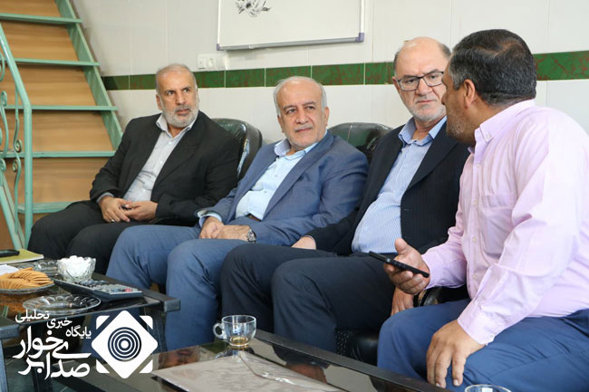 دیدار فرماندار برخوار با مدیرعامل شرکت غله و خدمات بازرگانی استان اصفهان ( منطقه ۱۰ کشور )