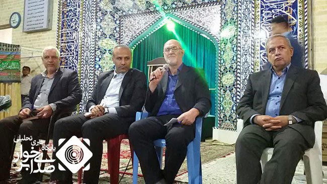 جلسه دیدار مردمی فرماندار و مسئولین با مردم در شهر کمشچه برگزارشد