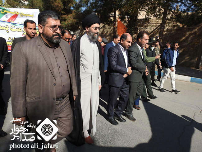 راهپیمایی ۱۳ آبان در شهر حبیب آباد برگزار شد