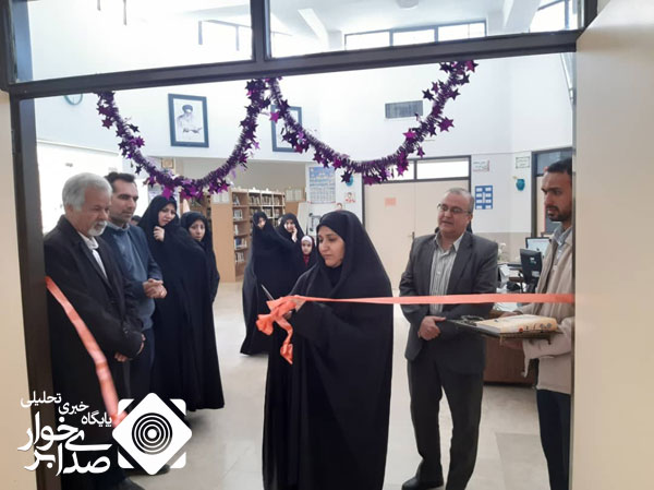 افتتاح نمایشگاه کتاب در کتابخانه دین و دانش حبیب آباد
