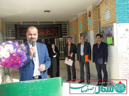 همزمان با سراسر استان انتخابات شورای دانش آموزی در تمامی مدارس برخوار برگزار شد
