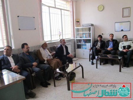 تجلیل از مقام معلم در شهر کمشچه